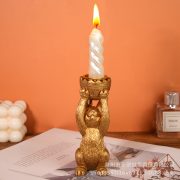European Style Creative Rabbit Candlestick Customizable Decorative Ornament Resin Easter Bunny Tabletop Decoration Aromatherapy Candle Holder