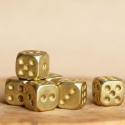 源头实心黄铜迷你骰子复古打牌麻将随身转运桌面把玩小配件批发 - Image 2