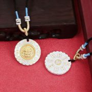 Custom Metal Pendant Vintage Chinese Style Mountain Ghost Coin Necklace Traditional Red Soil Coin Design with Retro Safety Buckle - Image 3