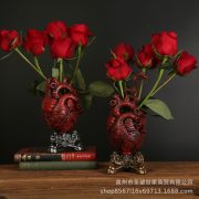 Customizable Decorative Ornament Heart-Shaped Vase American Style Home Desktop Decoration Resin Craft Octopus Design - Image 2