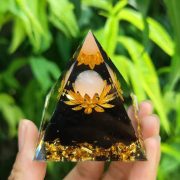 跨境外贸爆款水晶球金字塔水晶碎石滴胶树脂家居桌面手工摆件666 - Image 3