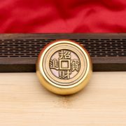 Bronze Lucky Charm Double-Sided Rotating Handheld Craftwork Metal Custom Medal Badge For Business Development And Prosperity - Image 3