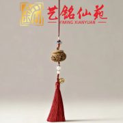 Artistic DIY Green Sandalwood Fragrance Pouch Vintage Carved Aromatherapy Diffuser Mobile Phone Bag Hanging Ornament - Image 2