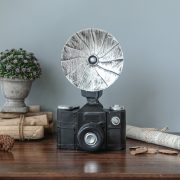 Customizable Decorative Resin Ornament Retro Style Old Camera Design for Bar Clothing Store Decoration - Image 2