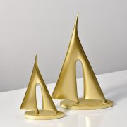 Customizable Decorative Resin Ornament Simple Creative Sailboat Design Ideal for Living Room Home Decoration Premium Feel