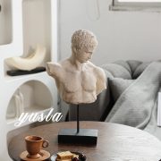 European Style Retro David Venus Semi-figurine Sculpture Customizable Decorative Ornaments for Console Table Display