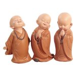 Adorable Little Monk Resin Ornament Customizable Decorative Car Interior Decoration Buddha Statue for Vehicle Decoration