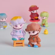 新款帅气娃娃盲盒网红热卖潮玩萌粒公仔手办解压日常创意桌面摆件 - Image 4