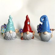 Customizable Decorative Resin Ornaments Dwarf Holding Flower Magic Garden Peace Gnome Christmas Decoration Artistic Craft - Image 5