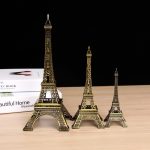 Retro Eiffel Tower Home Decorations Creative 32cm Metal Crafts Living Room Entrance Ornament Custom Metal Medal Badge