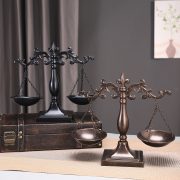 European Style Iron Art Vintage Creative Metal Medal Badge Customizable Office Desktop Lawyer Court Decorative Display Piece - Image 3